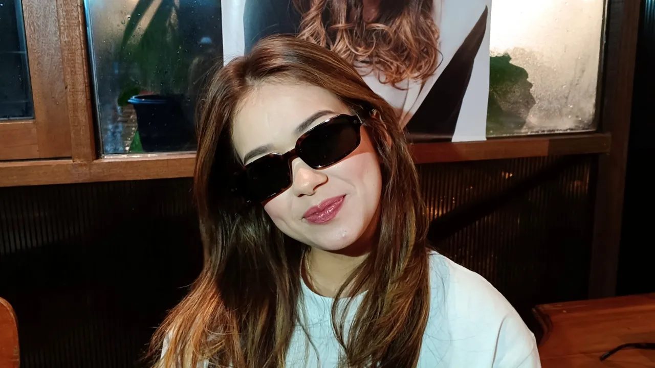 Cara Rebecca Klopper Lepas Penat, Gemar Olahraga - Liburan Spontan