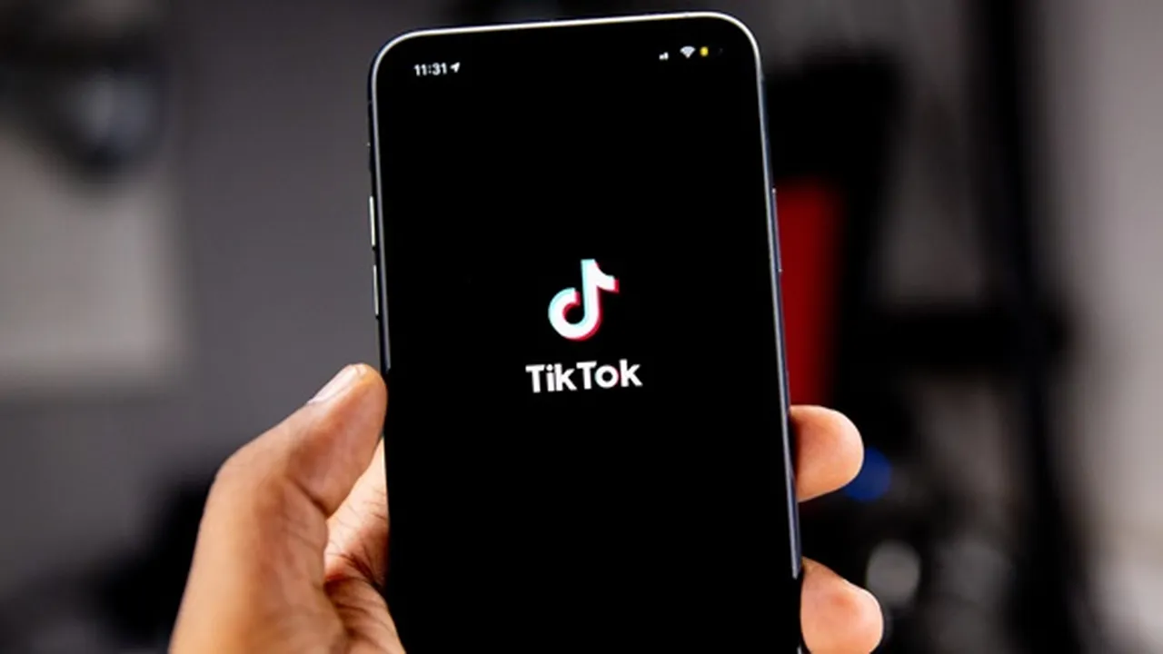 12 Cara Save Video Tiktok Tanpa Watermark Termudah dan Nggak Perlu Aplikasi