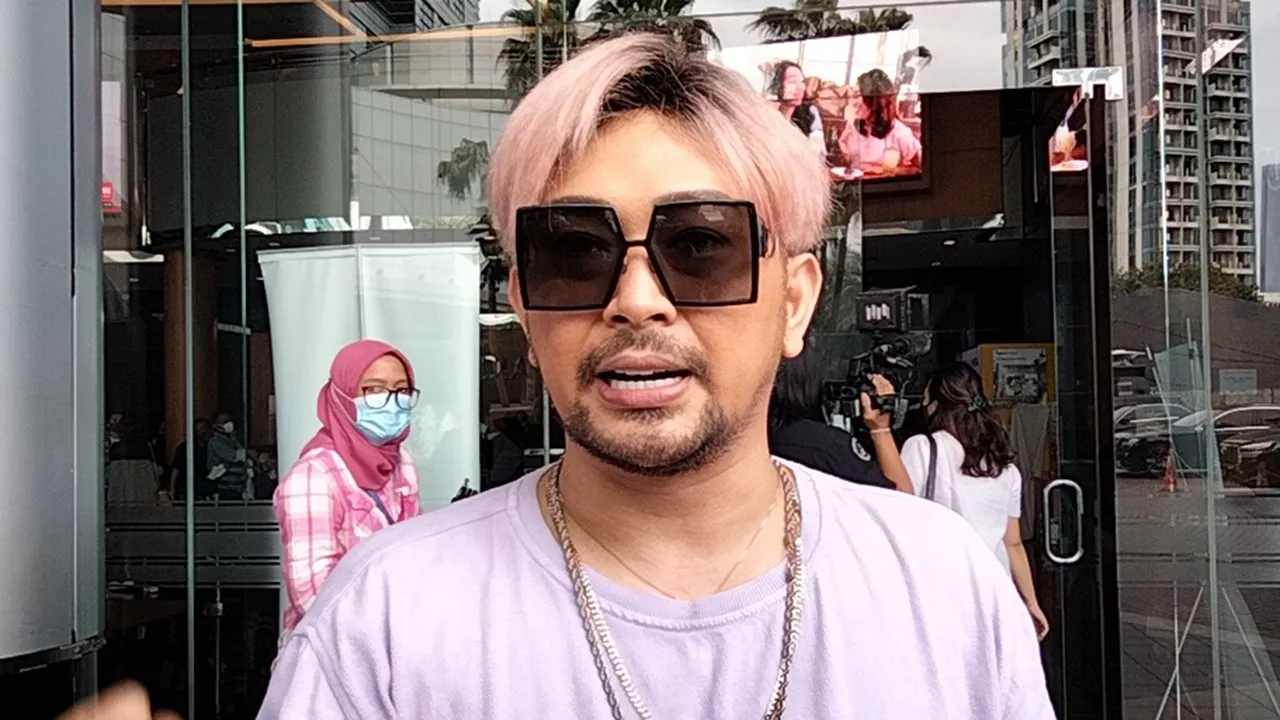 Caren Delano Sebut Sah-Sah Saja Lesti Jadi Wanita Tercantik di Dunia