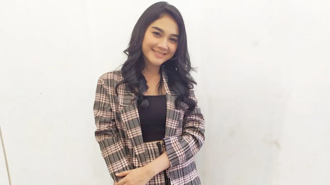 Cerita Arlida Putri Pernah Pukul Penonton Colak-Colek di Panggung