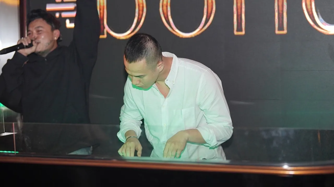 Cerita Herjunot Ali Nikmati Profesi sebagai DJ, Sudah Berjalan Selama 20 Tahun Cerita Herjunot Ali Nikmati Profesi sebagai DJ, Sudah Berjalan Selama 20 Tahun