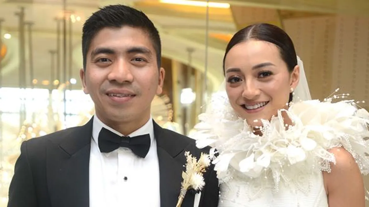 Cerita Pacaran Hingga Nikah Lolita Agustine dan Benjamin Pandelaki, Serba Cepat!