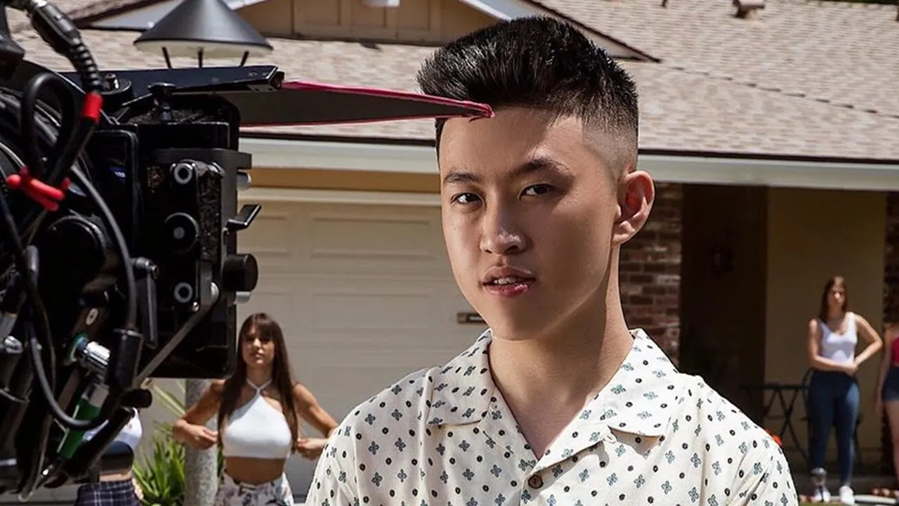 Cewek Ini Dinotice Rich Brian Setelah Ngaku Sebagai Pacar di TikTok