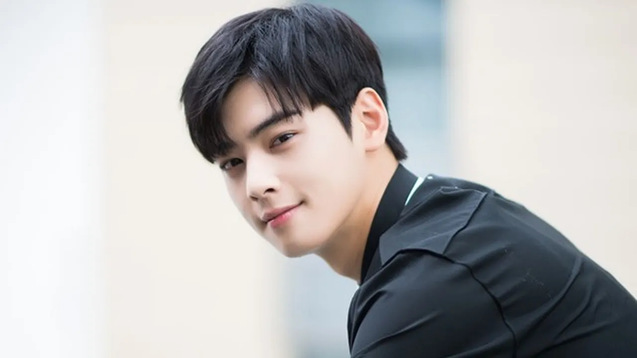 Cha Eun Woo Pilih Aktris Cantik Lebih Tua 13 Tahun Ini Sebagai Tipe Ideal, Siapa Dia?