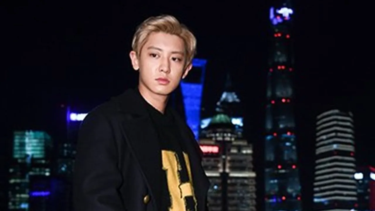Chanyeol EXO Jadi Pria Berbusana Terbaik, Rambut 'Emasnya' Trending di China