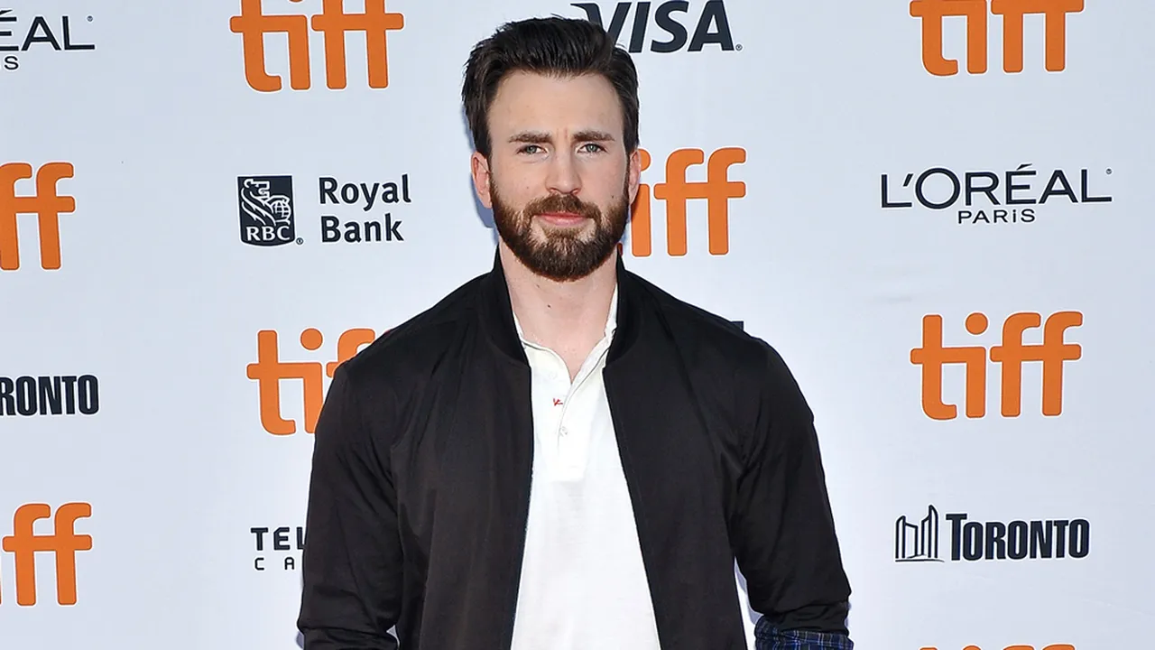 Chris Evans Dinobatkan Jadi Pria Terseksi di Dunia 2022 Versi Majalah People Chris Evans Dinobatkan Jadi Pria Terseksi di Dunia 2022 Versi Majalah People