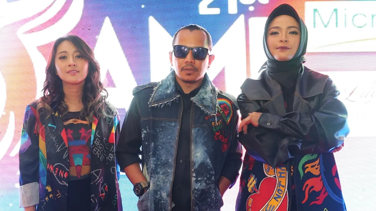 Chua Kotak Support Rio Dewanto dan Atiqah Hasiholan Atas Kasus Ratna Sarumpaet Chua Kotak Support Rio Dewanto dan Atiqah Hasiholan Atas Kasus Ratna Sarumpaet