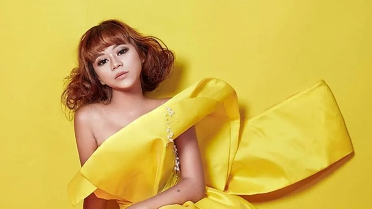 Cimoy Montok Bikin Akun Instagram Baru Usai Kena Hack, Tutup Komentar di Semua Postingan Cimoy Montok Bikin Akun Instagram Baru Usai Kena Hack, Tutup Komentar di Semua Postingan
