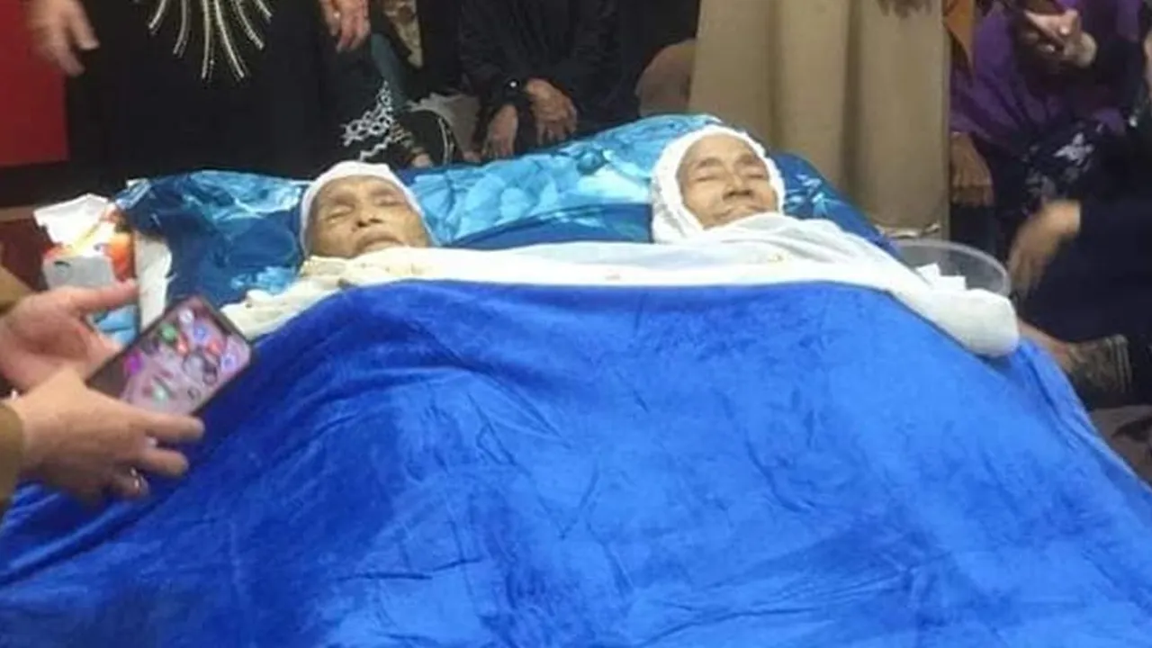 Cinta Sejati, Sepasang Kakek Nenek Ini Jodoh Dunia Akhirat