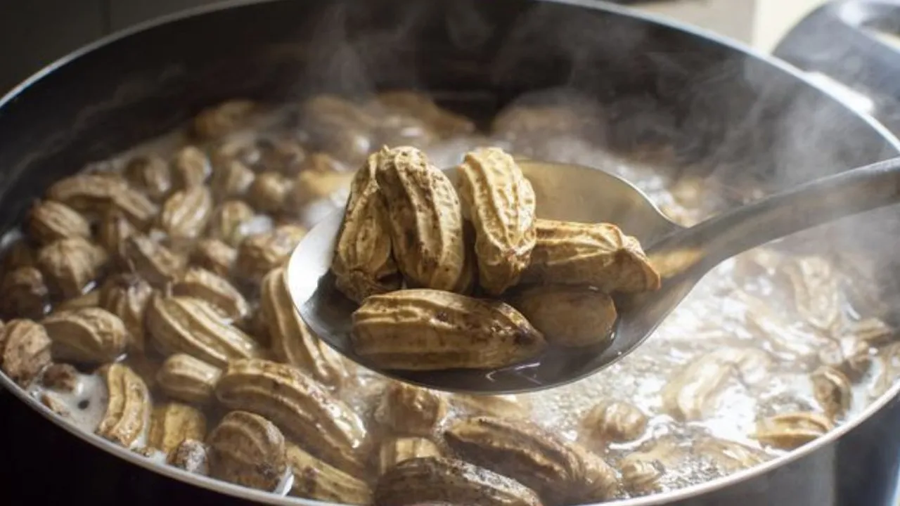 Coba Metode Kukus Kacang Tanah yang Bisa Menghemat Waktu Anda