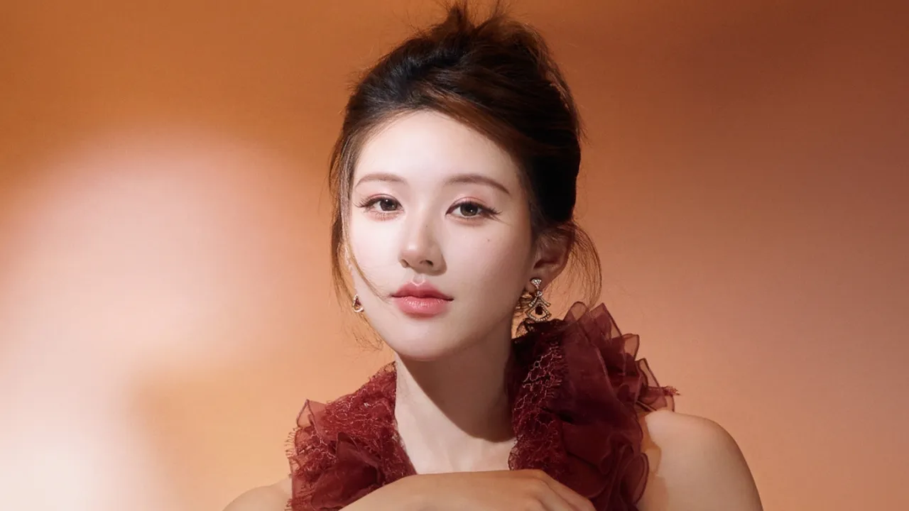 Comeback Musik, Zhao Lusi Rilis Single Baru "Stop Pretending" Spesial 10.000 Hari Kelahiran