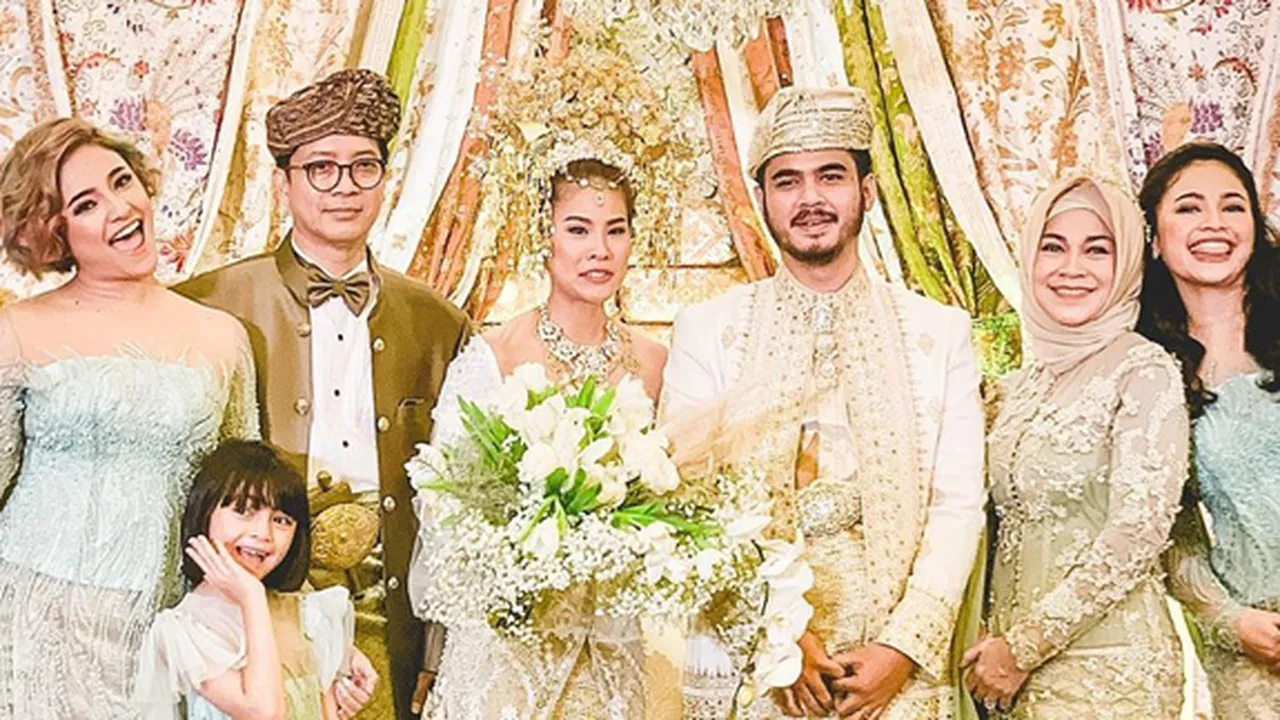 Congrat! Adik Kandung Marshanda, Adrian Hashfi Resmi Menikah