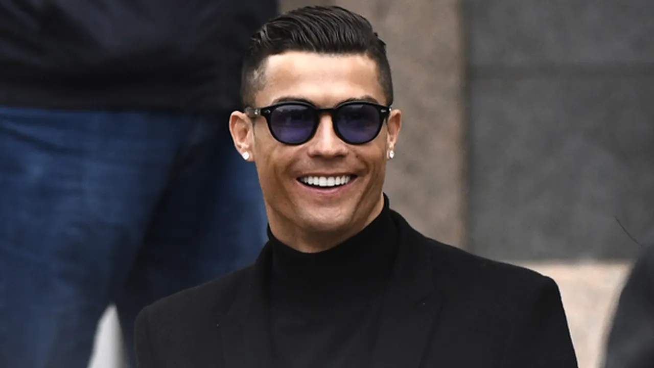Cristiano Ronaldo Rayakan Ultah ke-34 Bareng Pacar & Anak-Anaknya