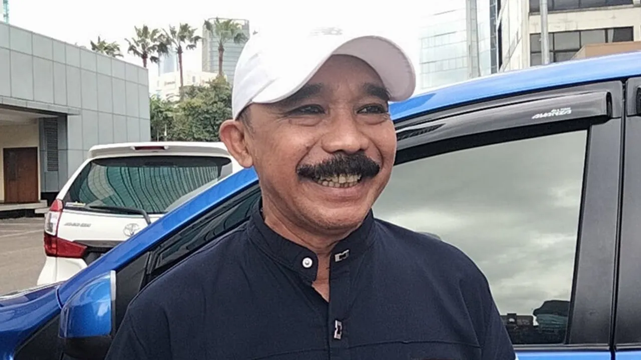 Cuma Orang Ini yang Berhasil Bikin Oppie Kumis Buka Peci: Produser Aja Gue Suruh Bayar