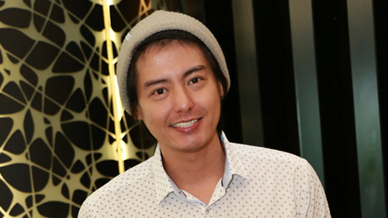 Curahan Hati Mengharukan Roger Danuarta Untuk Mendiang Ibunda
