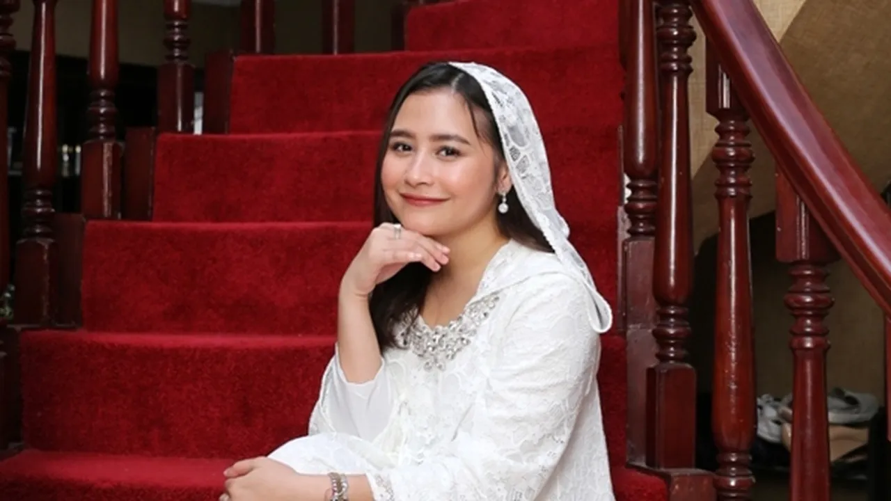 Curhat Panjang Soal Nikah, Prilly Latuconsina: Masih Lama Gue Mah
