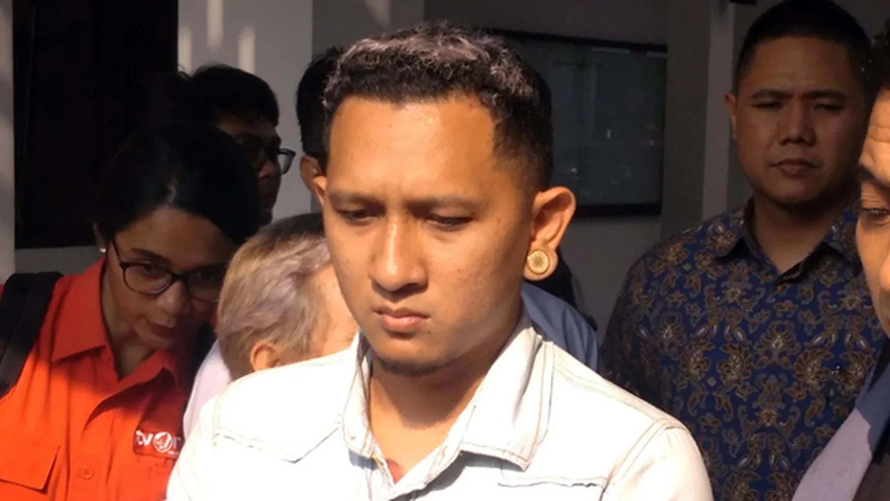 Curhatan Hati Putra Sulung Nunung: Saya Percaya Mama Itu Orang Baik