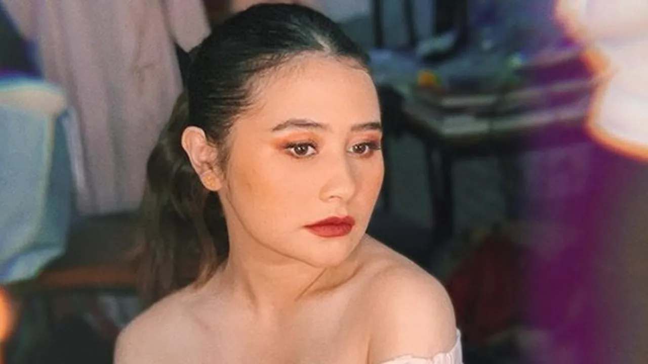 Curhatan Prilly Latuconsina Nggak Bisa Tidur Gara-Gara Karyawan Slow Respon Chat
