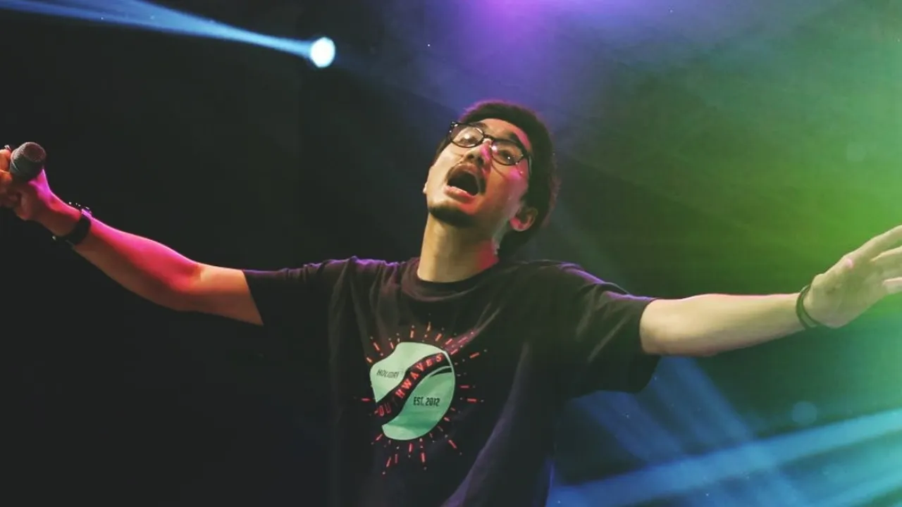 Daftar 10 Lagu Sheila On 7 Terbaik Untuk Sing-A-Long, Lengkap Beserta Lirik dan Maknanya