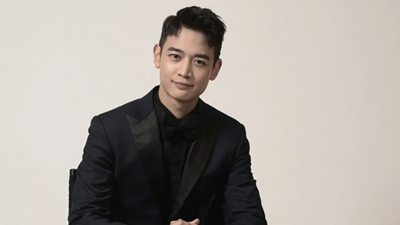 Daftar Wamil Jadi Korps Marinir, Minho SHINee Dipuji Pria Sejati