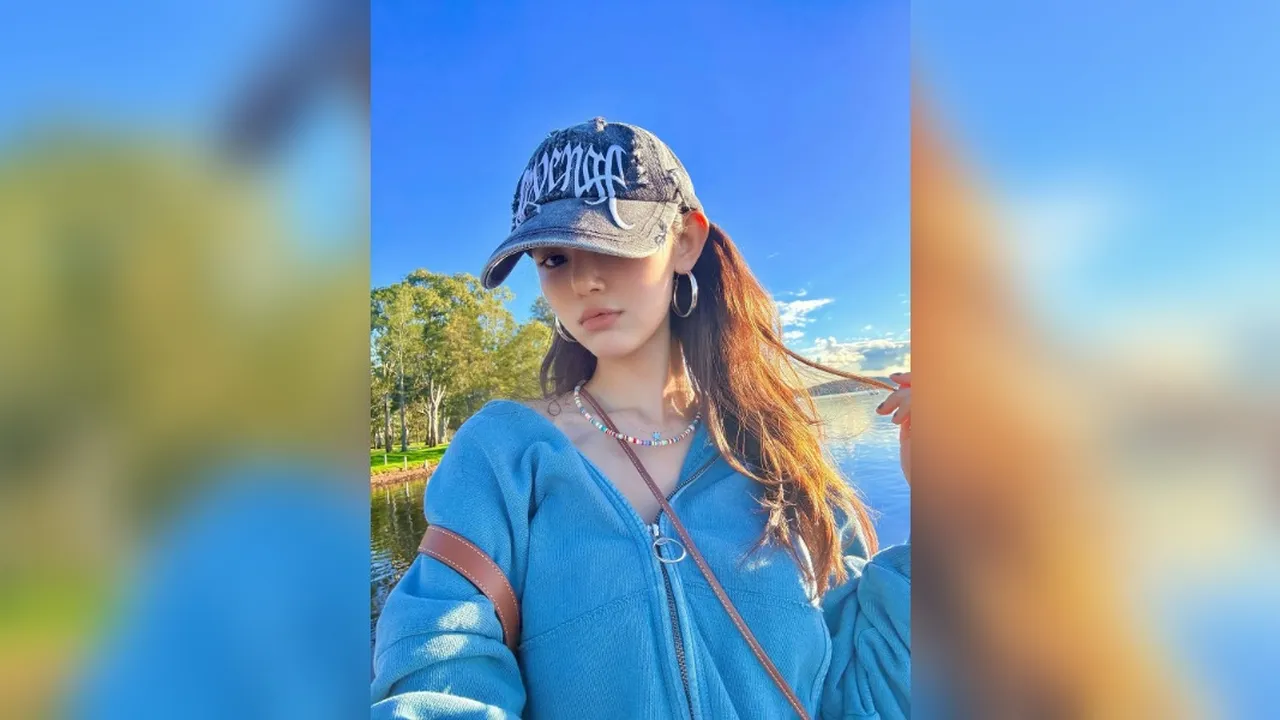 Danielle Tulis Pesan Bijak di Anniversary Keempat NewJeans