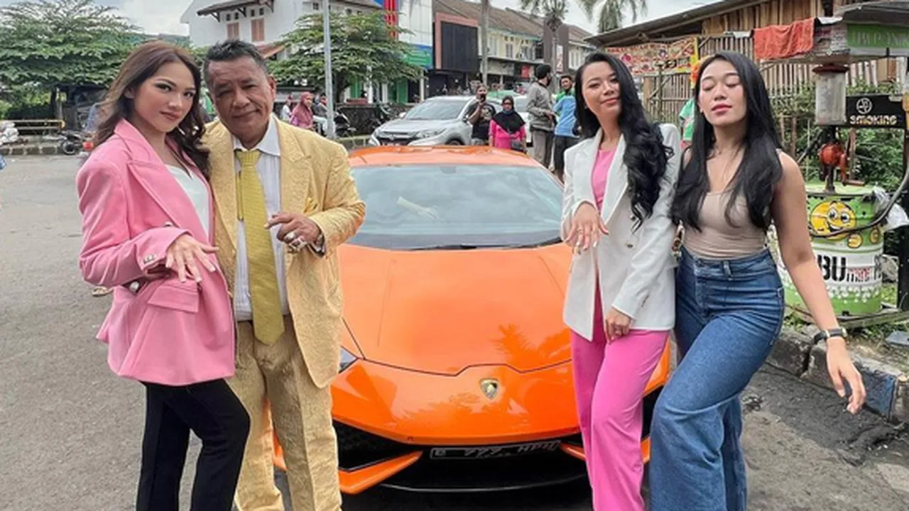 Dansa Bareng Aspri dan Pamer Harta Dipersoalkan, Hotman Paris Tanya ke Ahli Kode Etik Advokat