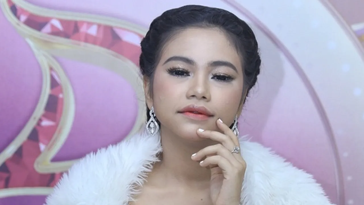 Dapat Tujuh Standing Ovation, Rara DAA4 Malah Menangis, Apa Alasannya?