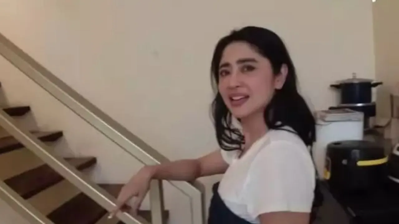 Dapur ART Dewi Perssik di Rumah Rp30 Miliar, Nggak Nyangka Tampilannya Begini
