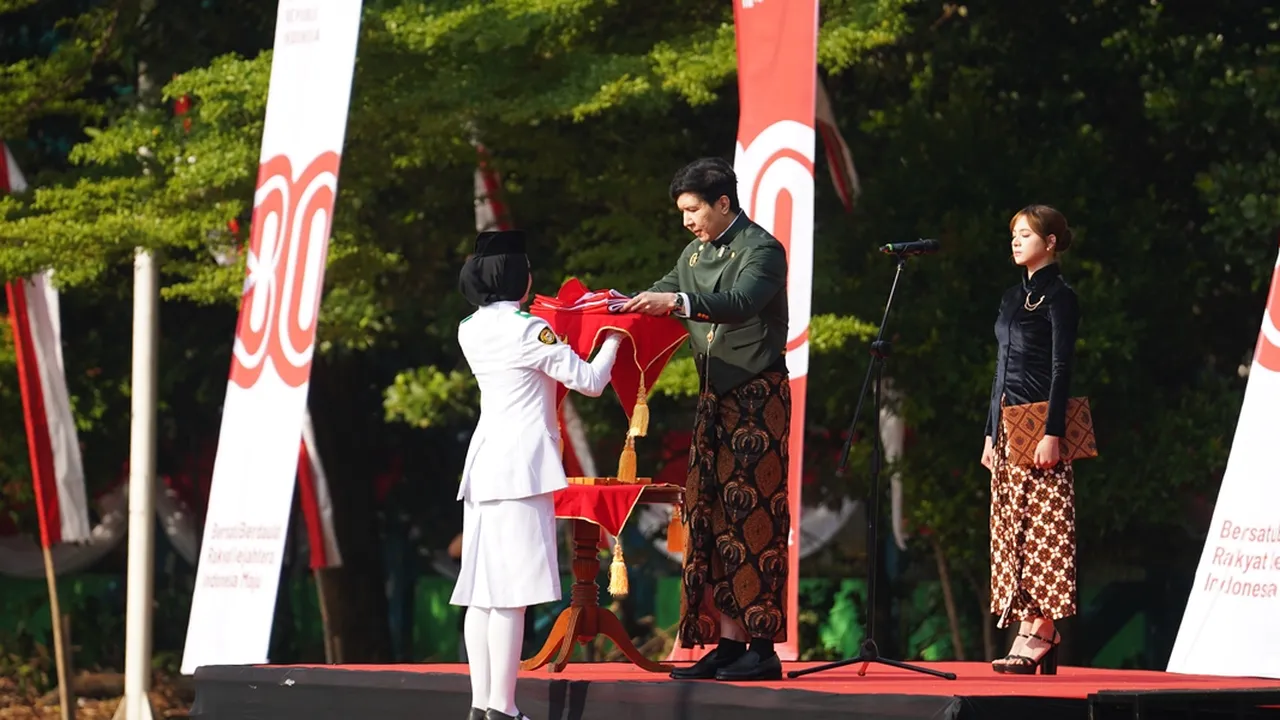 Dari Abang Bocil ke Pembina Upacara! Windah Basudara Bikin 17-an Makin Pecah bareng by.U Dari Abang Bocil ke Pembina Upacara! Windah Basudara Bikin 17-an Makin Pecah bareng by.U