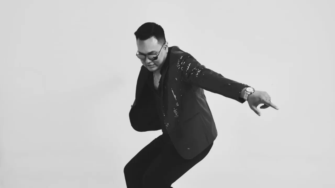 Dari Sarjana Hukum ke Musik, MONEYMAKINGMACHINE Rilis Single Debut 'Ain't No Lover'