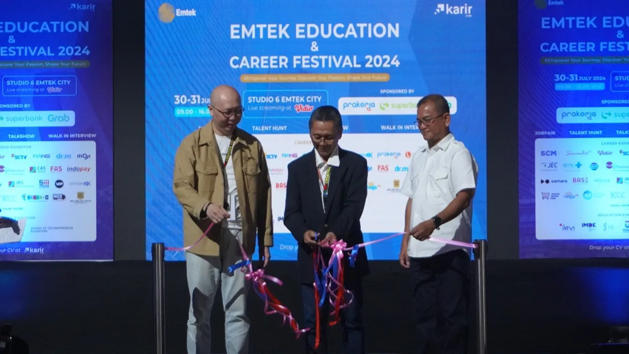 Day 1 Emtek Education & Career Festival 2024 Angkat Tema Creative Journey: From Ideas to Industry, Seru dan Meriah!