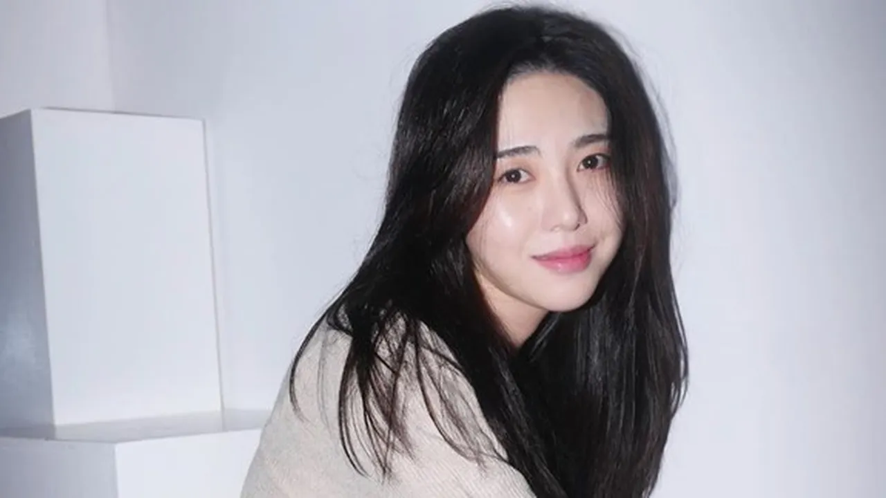 'Deactive' Akun Instagram, Ini Unggahan Terakhir Kwon Mina Eks-AOA