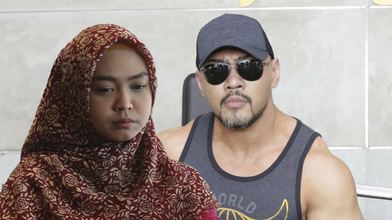 Deddy Corbuzier Tentang Ria Ricis: Kenal Iya, Teman Nggak