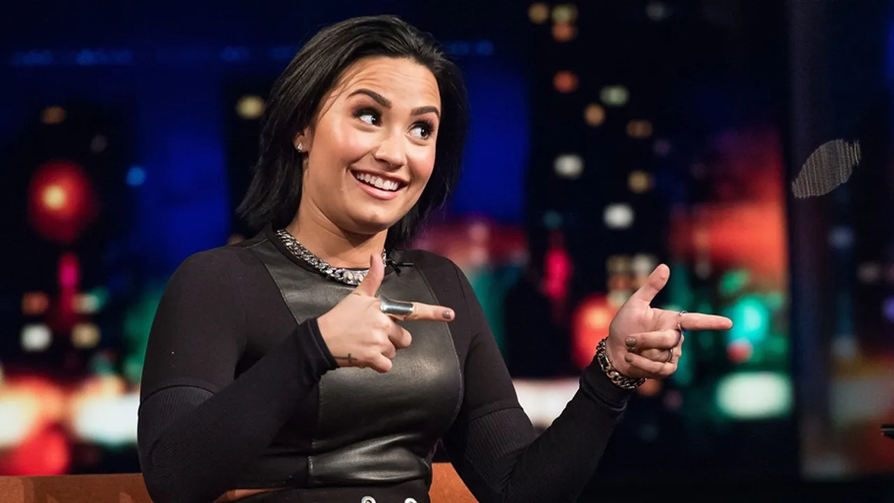 Demi Lovato Unfollow IG Nick Jonas, Iggy Azalea, dan Selena Gomez, Ada Apa?