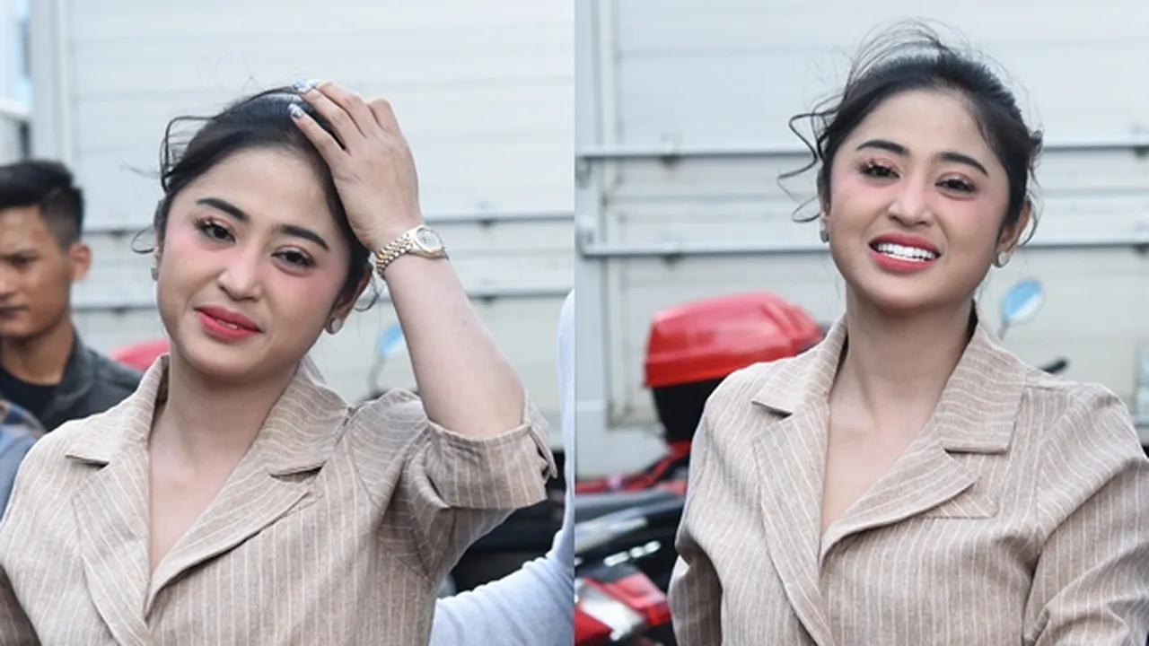 Demi Mengobati Rindu, Dewi Perssik Ingin Ketemu Ayah Dalam Mimpi