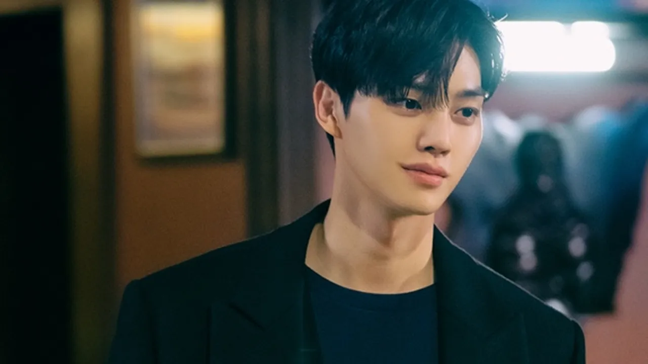 Demi Mirip Karakter Webtoon Jae Eon yang Kurus, Song Kang Turunkan Berat Badan Sampai 5 Kg