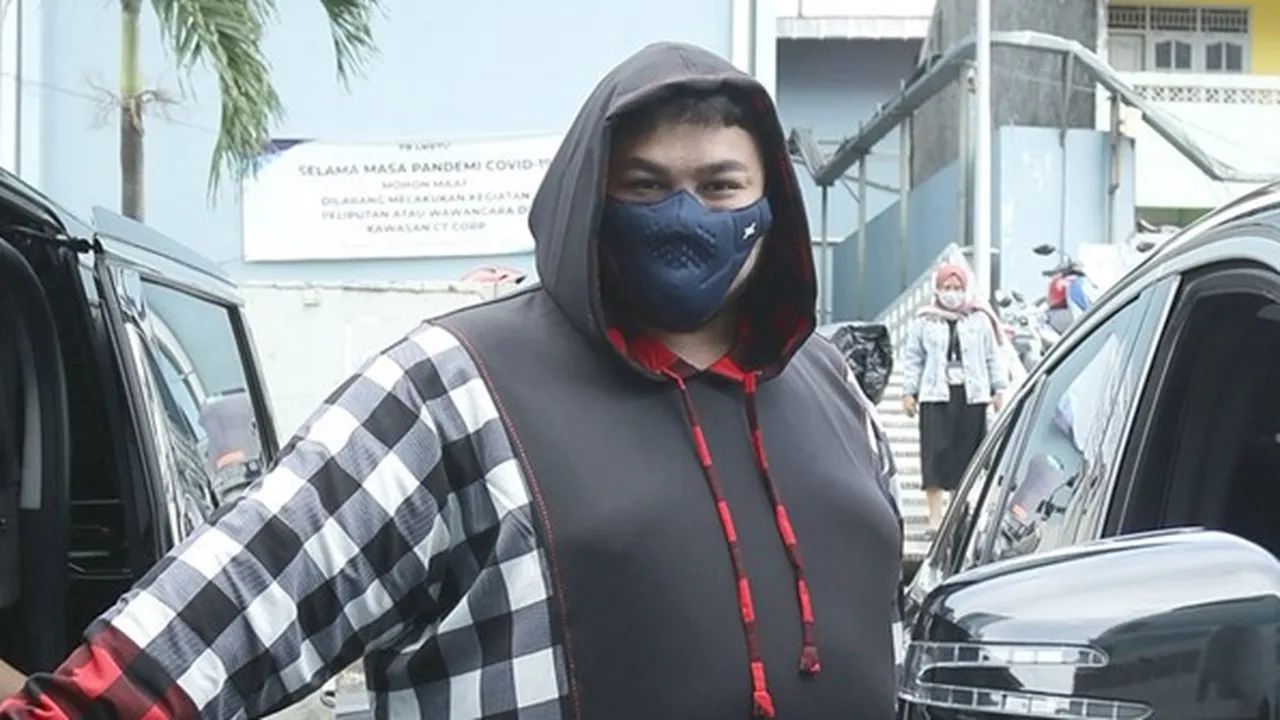 Demi Pertahankan Karyawan di Masa Pandemi, Ivan Gunawan Rela Gunting Kartu Kredit Demi Pertahankan Karyawan di Masa Pandemi, Ivan Gunawan Rela Gunting Kartu Kredit