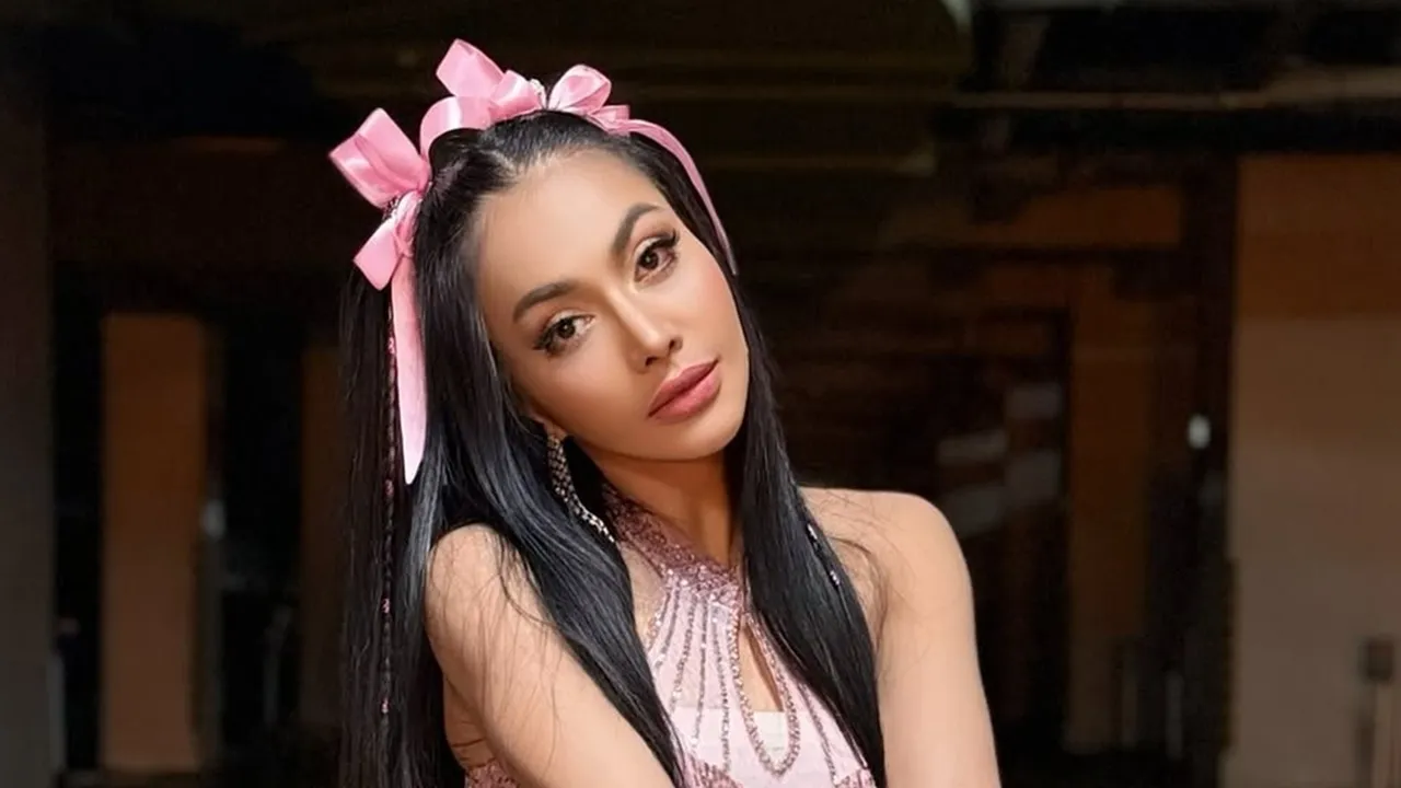 Denada Tak Pernah Tidak Mengakui Ressa Sebagai Anaknya