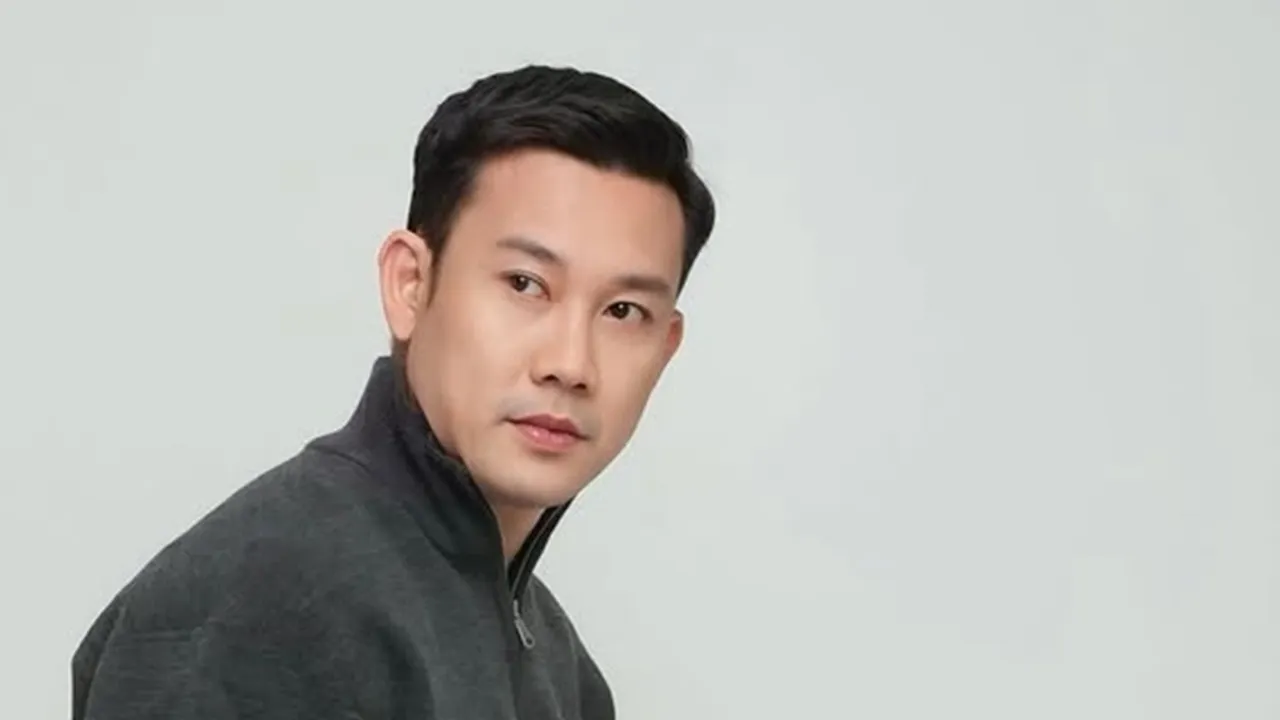 Denny Sumargo Jalani Operasi Kantung Mata dan Perawatan Rambut