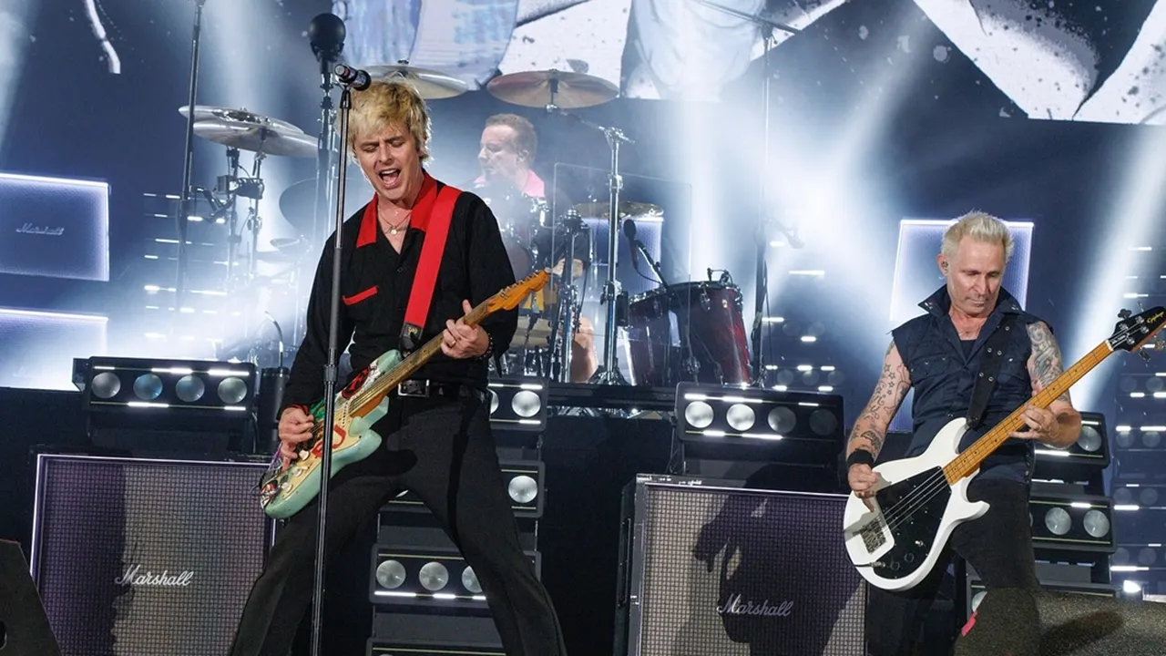 Deretan Lagu Green Day yang Populer di Tahun 2000an, Mana yang Bakal Masuk Setlist Konser di Jakarta?