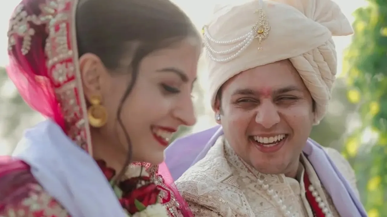 Dev Joshi Bintang Serial 'BAAL VEER' Menikah di Nepal, Bahagia Pinang Aarti Dev Joshi Bintang Serial 'BAAL VEER' Menikah di Nepal, Bahagia Pinang Aarti