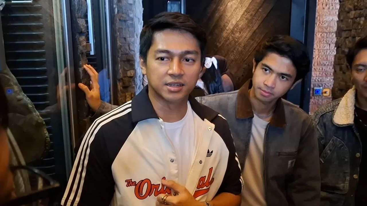 Deva Mahenra Kembali Jadi 'Aris Si Tukang Selingkuh', Sempat Protes ke Manoj Punjabi