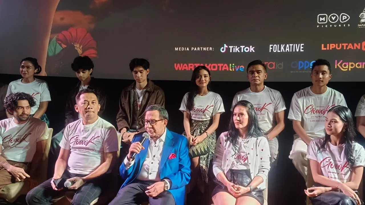 Devano Danendra Beberkan Tantangan Main Film 'GOWOK: KAMASUTRA JAWA', Belajar Bahasa Ngapak dan Jadi Priyayi Jawa