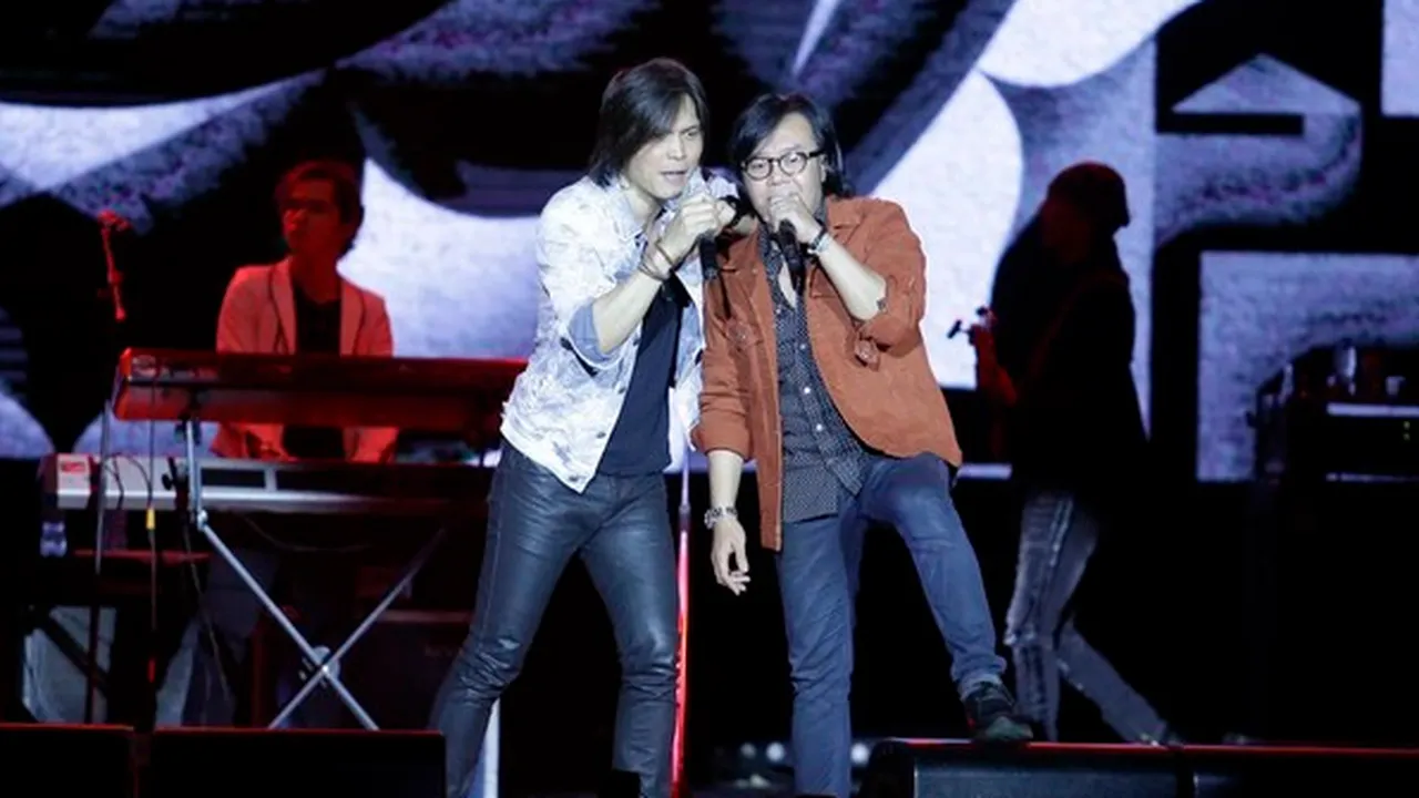 Dewa 19 ft Once - Ari Lasso dan Dul Jadi Penutup Sempurna di Tamagochill Festival