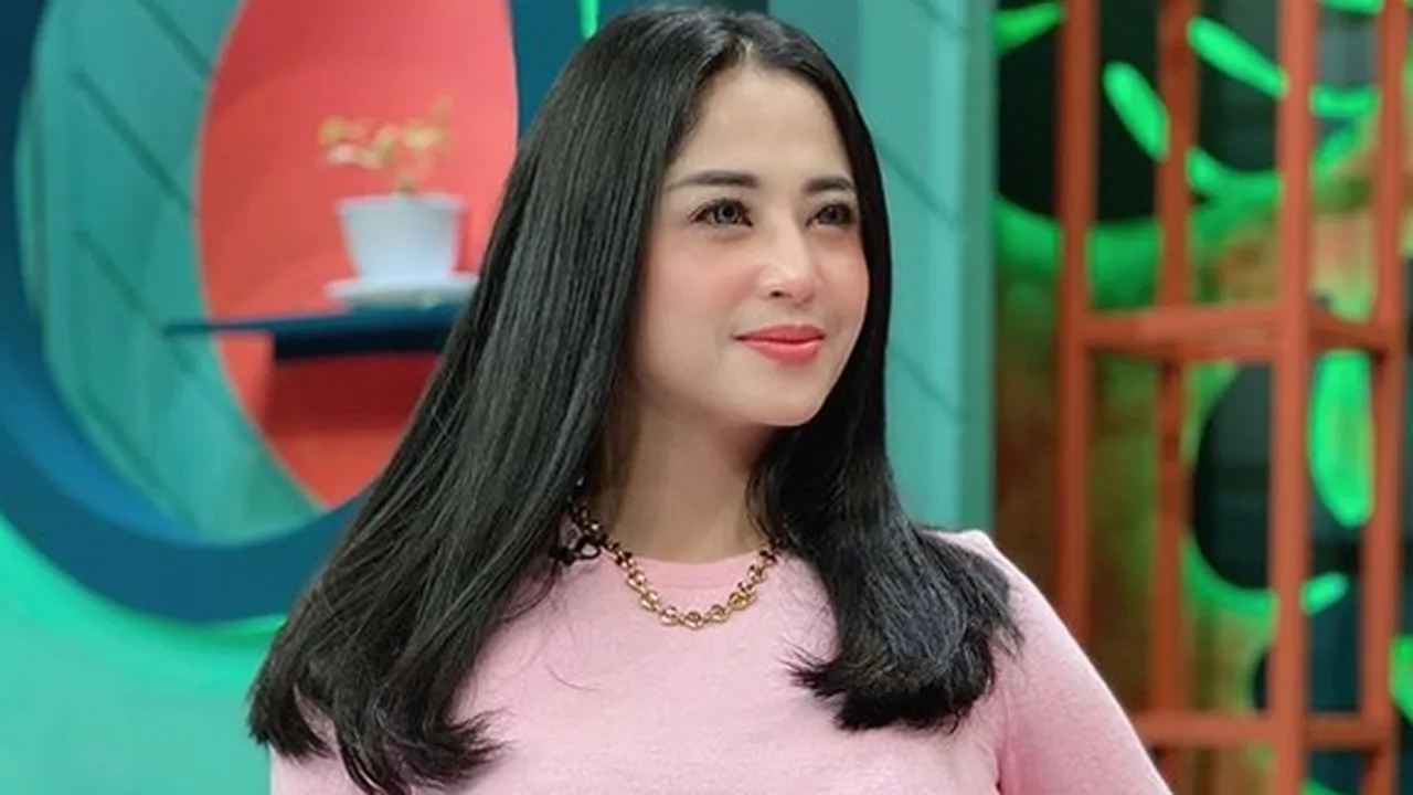 Dewi Perssik Sempat Terkena Covid-19, Tubuh dan Wajah Sampai Merah-Merah