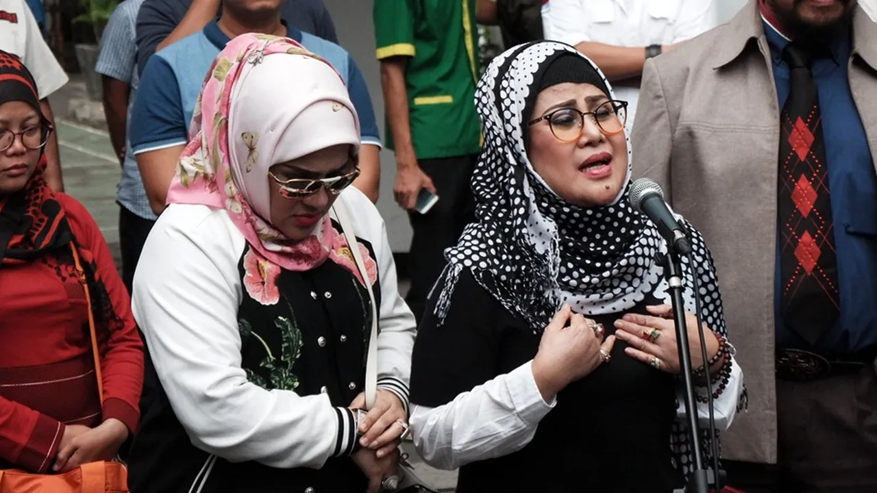 Dhawiya Akan Nikah dengan Mantan Pengguna Narkoba, Elvy Sukaesih: Mereka Saling Cinta