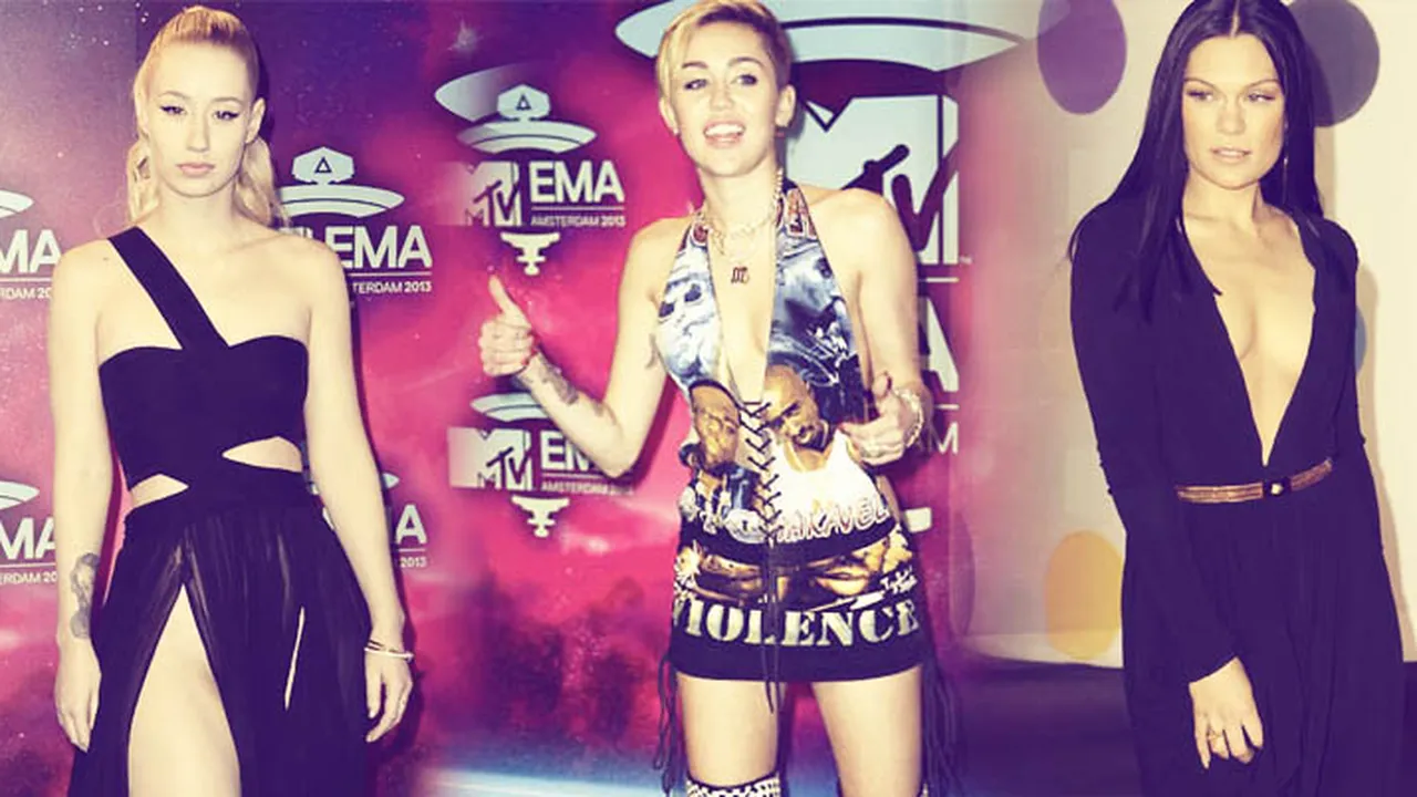 Di Atas Red Carpet, Penyanyi Populer Ini Tampil Kelewat Vulgar!