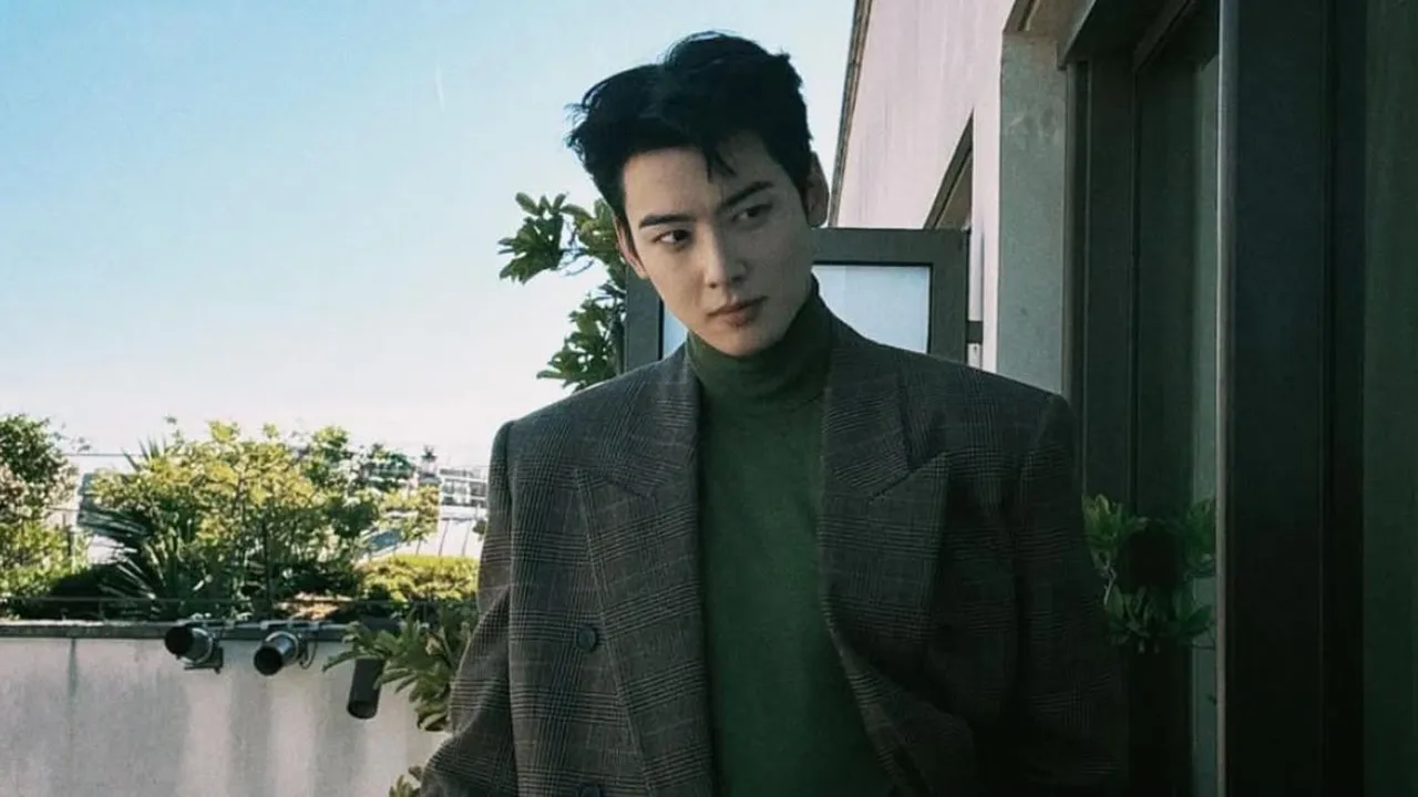 Di Tengah Wamil Cha Eun Woo Siapkan Rilis Album Terbaru "ELSE"