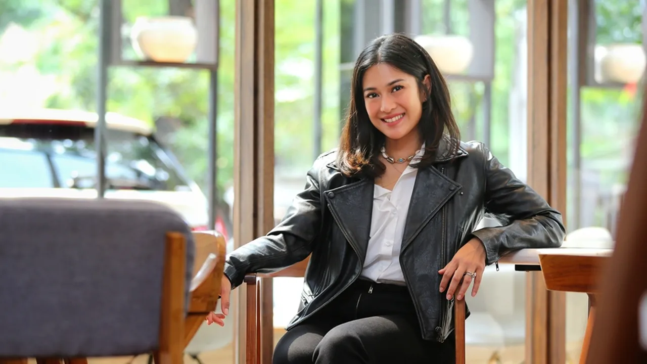Dian Sastro Ikut #10yearschallenge, Seperti Apa Perubahannya?