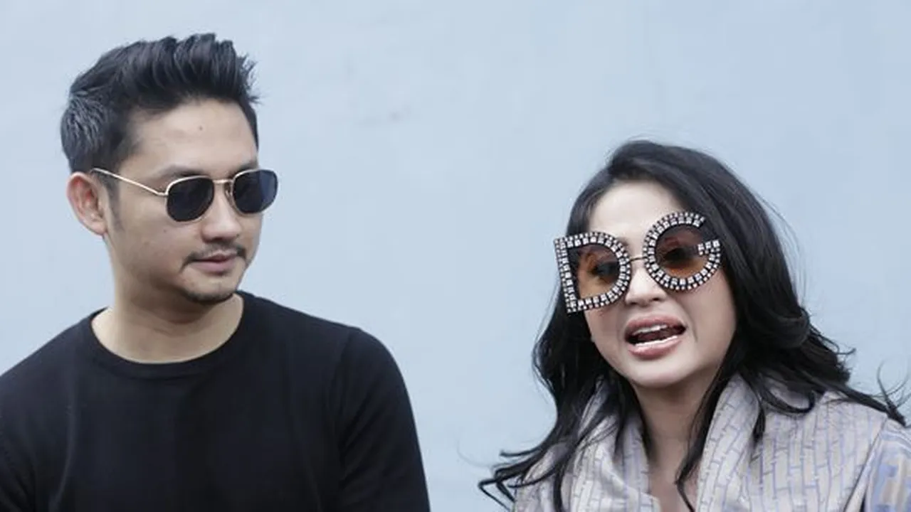 Diberitakan Dekat dengan Meldi Keponakan Dewi Perssik, Angga Wijaya Angkat Bicara